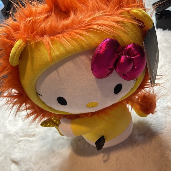 NWT Hello Kitty Leo Zodiac Stuffed Animal - Picture 6 of 6